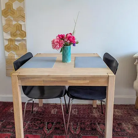 Historic Flat With Garden And French Balcony Apartment *